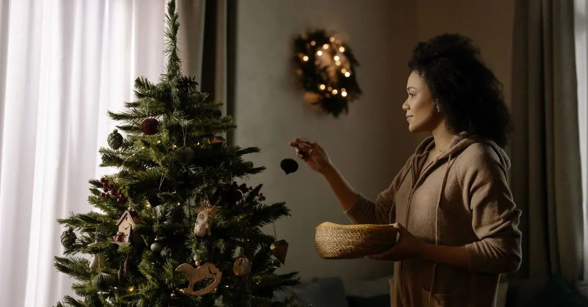 Sapins de Noël : artificiel vs naturel, lequel choisir ?