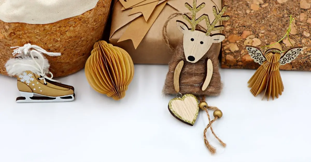 Comment Créer une Décoration de Noël Écoresponsable et Chic