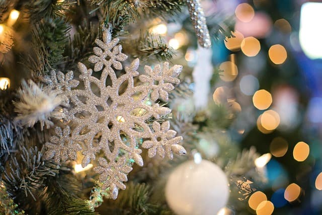 Comment personnaliser vos décorations de Noël