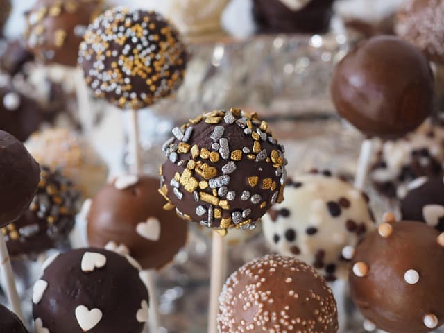 Comment Créer une Bouche de Noël Parfaite : Recette Facile